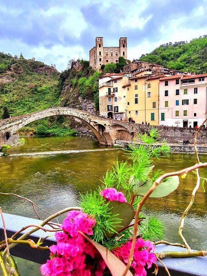 Le Petit Bijou Di Dolceacqua, Per Un Momento Romantico Extérieur photo